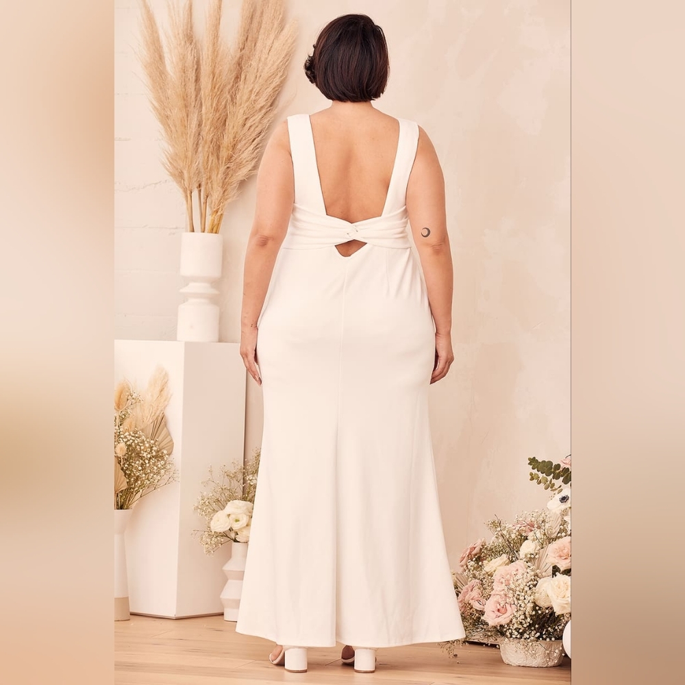 Love In Your Eyes Ivory Knotted Mermaid Maxi Dress - Picture 9 of 9